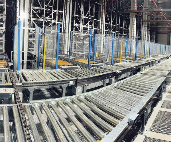 Robotika avtomatizacija regalna skladišča AC DC